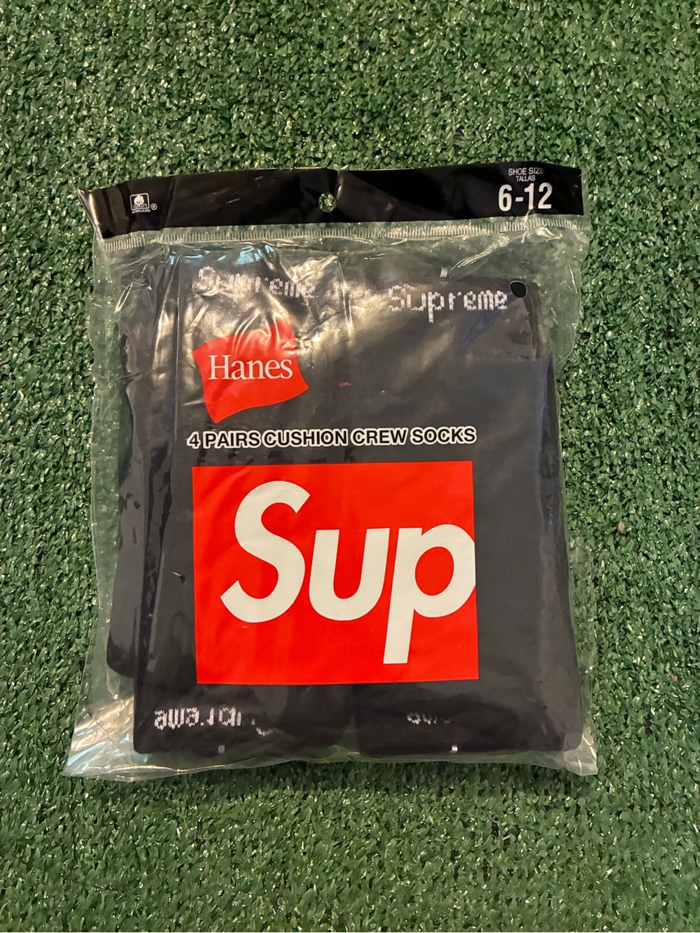 Black Supreme Socks 4pack